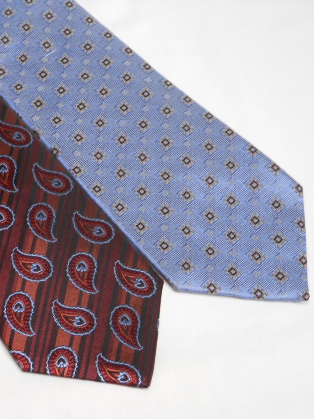 2 beautiful silk ties